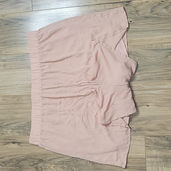 Torrid Peach Lace-Up Crepe Shorts - Picture 11 of 12